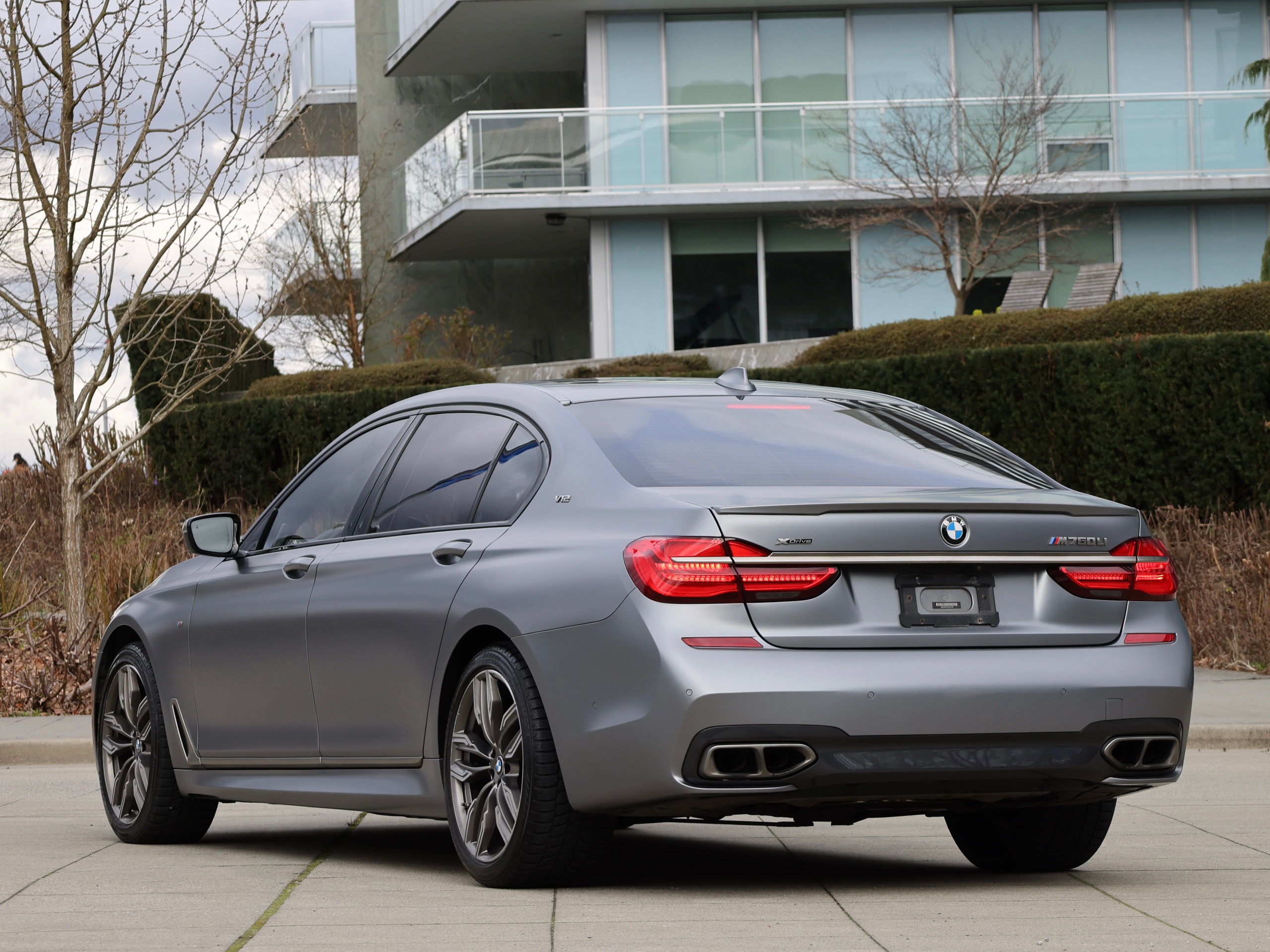 2018 BMW M760LI - Image 6